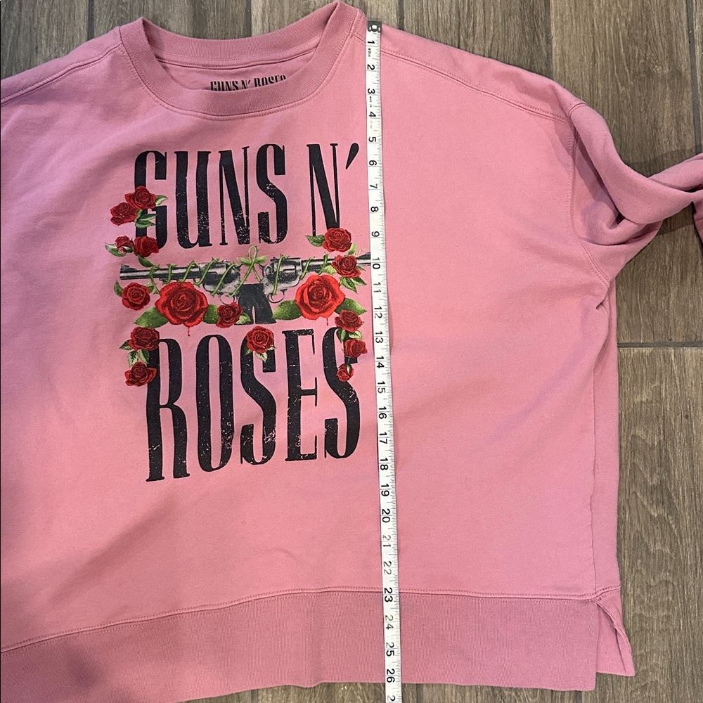 Guns N Roses Pink Graphic Sweatshirt Size XXL - Picture 4 of 6